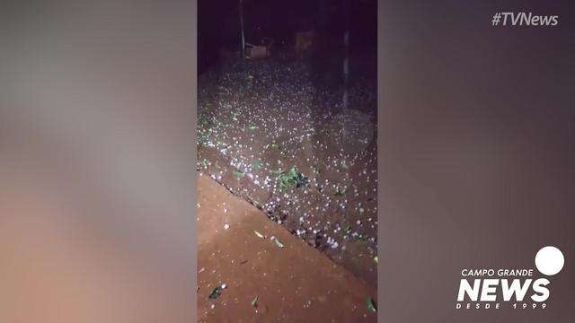 Chuva de granizo no Assentamento Santa Mônica
