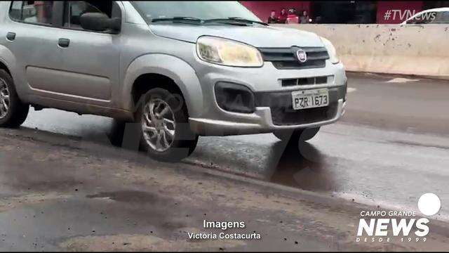 "Relevo" no asfalto vira armadilha na Av. Euler de Azevedo