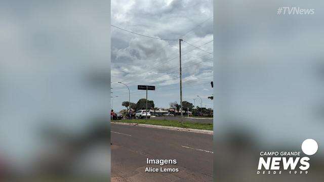 Semáforo desligado na Avenida Ministro João Arinos